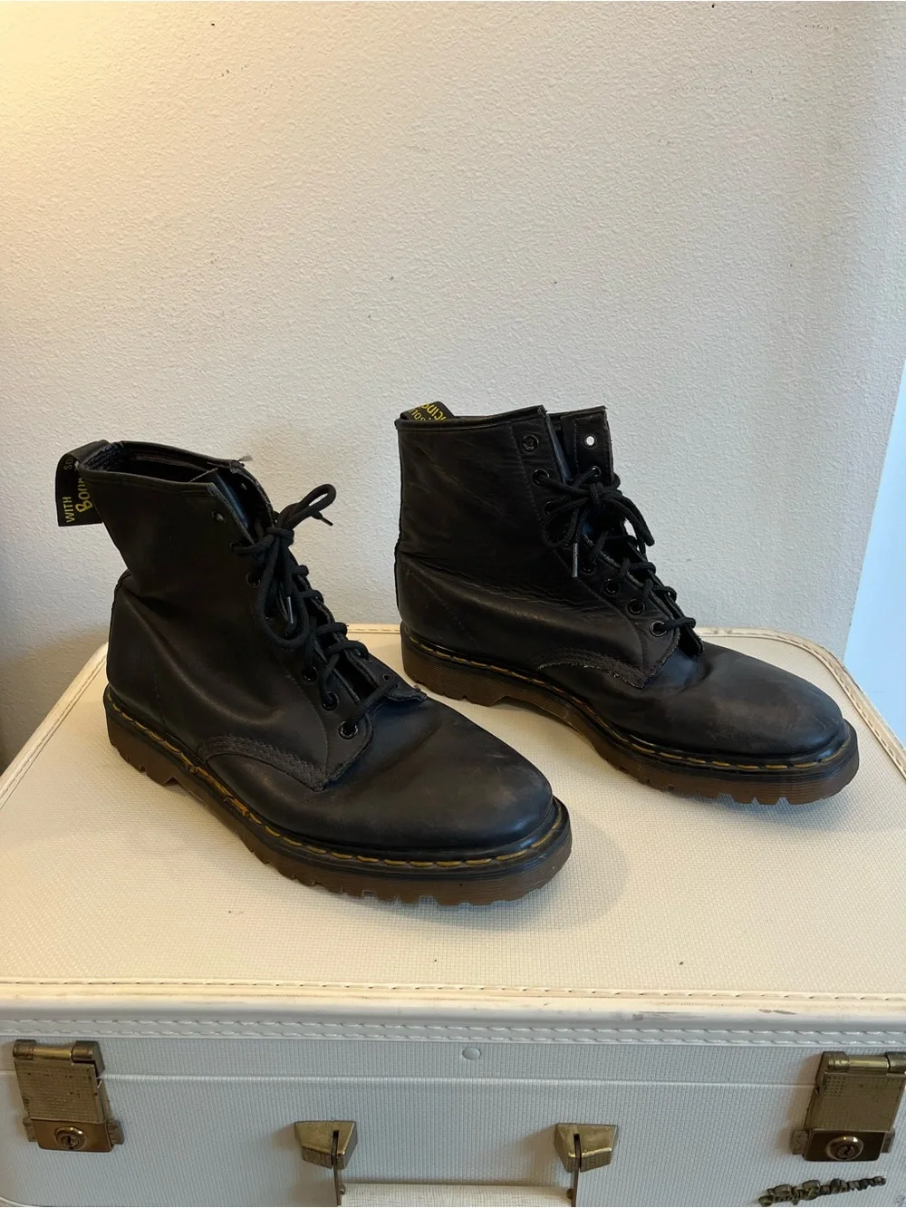 Vintage Dr. Martens Black 8 Eye Leather Lace-Up Ankle Boots
